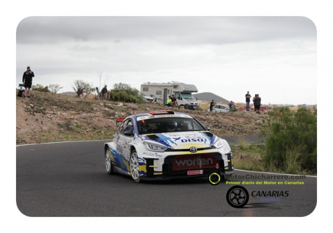 Rallye VILLA de ADEJE 2026 (Día 3, Sábado), RECTA FINAL, Enrique Cruz y Yeray Mujica se mantienen en cabeza del 35º Rallye Internacional Villa de Adeje Tenerife a falta de tres tramos para el final